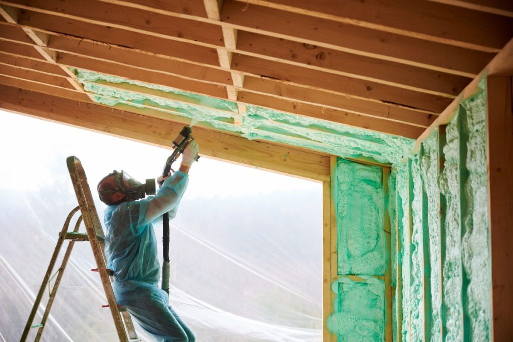 Les bonnes pratiques pour assurer une isolation thermique optimale dans les charpentes